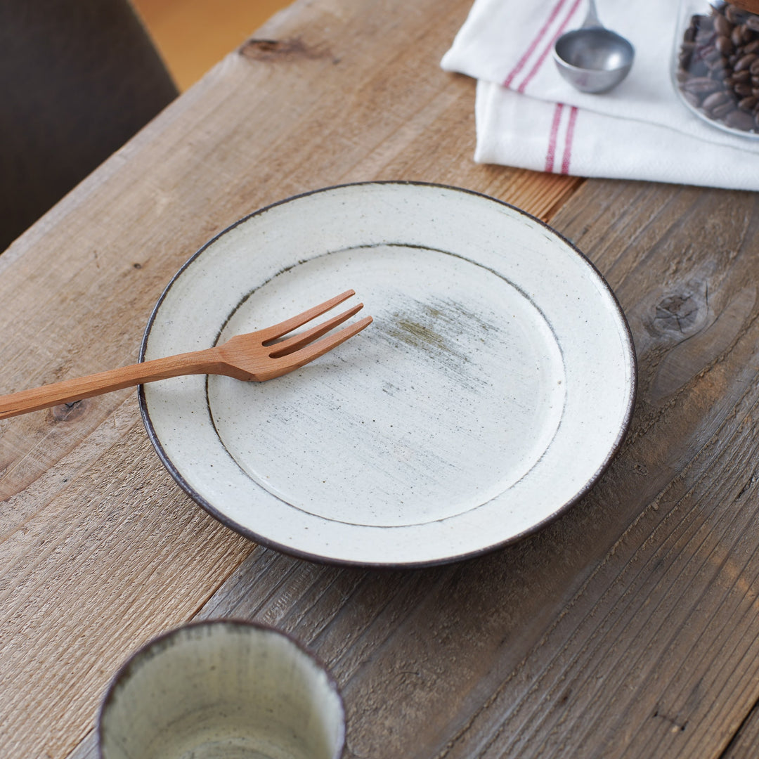 マノメタカヒロ］ スクラッチ7寸リム皿 - キゴコチ